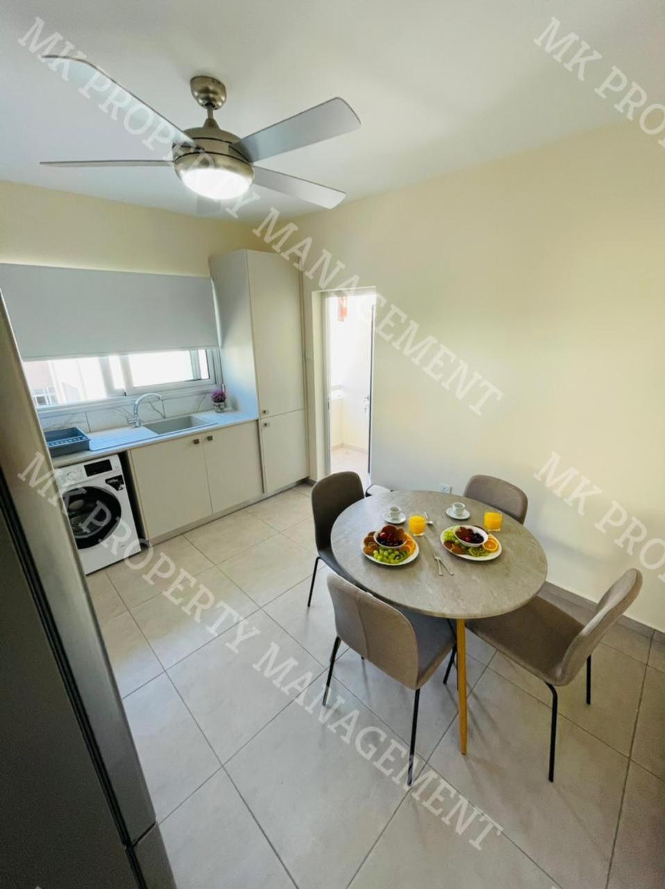 Milos City Center Apts No.34 Larnaca Exterior photo